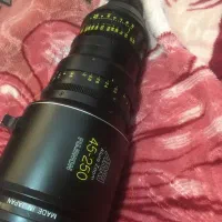 لنز زوم فیلمبرداری سینمایی