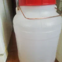 تعدادی دبه