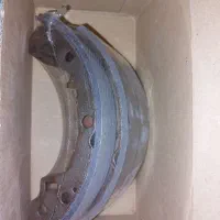 لنت عقب تیبا کاملا نو  و چراغ عقب سمت راست