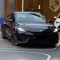 تویوتا کمری هیبرید ۲۰۲۵ مشکی