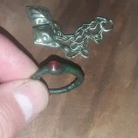 انگشتر و زنجیرنقره کهنه قدیمی