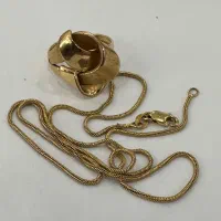 انگشتر و گردنبد طلا