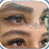 مدل ،برای ریموو ابرو و خط چشم