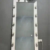 آینه چراغ دار