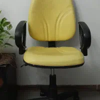 صندلی کامپیوتر چرخدار