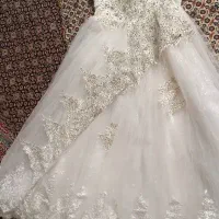 لباس عروس در حد|لباس|گالیکش, |دیوار