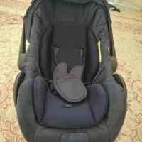 کریر و صندلی ماشین