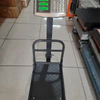 ترازو بدون علمک - باسکول تاشو - شارژی|فروشگاه و مغازه|کرج, جهانشهر|دیوار