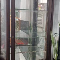 بوفه محکم وسالم تکی ی تومن با ظرفها دوتومن|بوفه، ویترین، کنسول|دزفول, |دیوار