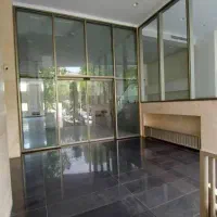 تجریش ۳۰۰ متر تجاری با پارکینگ