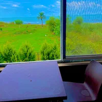 ویلا ۳خوابه لب ساحل با ساحل اختصاصی|اجارهٔ کوتاهمدت ویلا و باغ|چاف و چمخاله, |دیوار