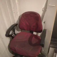 صندلی گردون پیچی