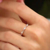 انگشتر نقره مینیمال ۳ نگینی