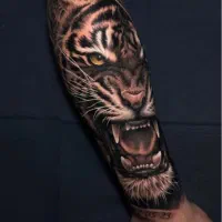 اجرای تتو بدن  و اموزش تتو بدن و تتو ابرو