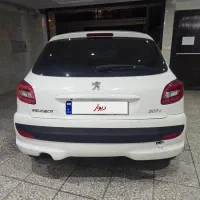 پژو ۲۰۷ دنده سقف فلز|خودرو سواری و وانت|تهران, سلیمانی|دیوار