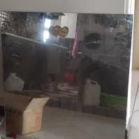 آینه بدون قاب