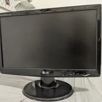 کامپیوتر رومیزی|رایانه رومیزی|دوگنبدان, |دیوار