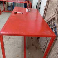 میزکار فلزی