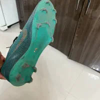 کتونی فوتبال