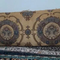 پشتی مخمل و پشتی ساده