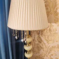 آباژرو ایستاده|چراغ خواب و آباژور|بروجرد, |دیوار