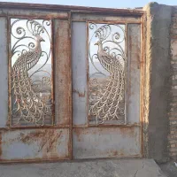 ۲عدد در حیاط آهنی به فروش می رسد