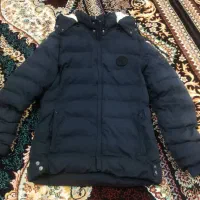 کاپشن|لباس|فیروزآباد (فارس), |دیوار