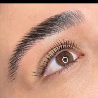 آموزش لیفت و لمینیت مژه و ابرو
