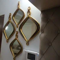 اینه تزئینی از جنس پلی استر کاملا سالم رنگ ثابت|آینه|لاهیجان, کوی آزادگان|دیوار