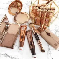 میکاپ فقط نصف هزینه مواد