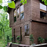 ویلا چوبی دوبلکس مبله شده/در شهرکی رویایی