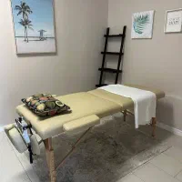 استخدام ماساژ تراپیست خانم