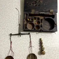 ترازو عتیقه