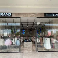 فروشنده خانم