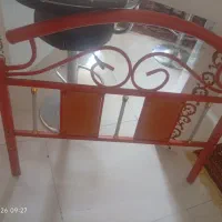 سر و ته تخت فلزی