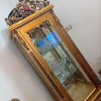 ویترین و ساعت