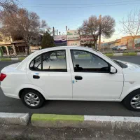 ماشین ساینا۱۴۰۴sرنگ سفیددرحدصفرسندتک برگ کارت طلای