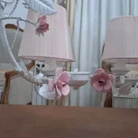 لوستر فلزی طرح گل با شید صورتی|لوستر و چراغ آویز|تهران, چهارصد دستگاه|دیوار