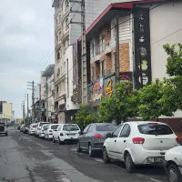 بر خیابان اصلی بلوار فردوسی غربی