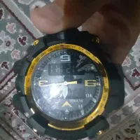 ساعت کاملا سالم