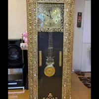 آینه کنسول و ساعت ایستاده