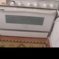 یه اجاق گاز فر دار دست دوم سالم