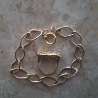 دستبند و انگشتر