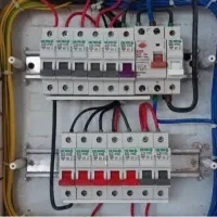 رفع اتصالی برق کار ساختمان برقکار برقکش 24ساعته