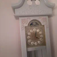 ساعت ایستاده سالم وتمیز