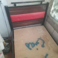 تخت خواب یک نفره