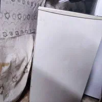 یخچال هتلی قد یک متر