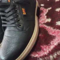 کفش نو|کیف، کفش، کمربند|باسمنج, |دیوار