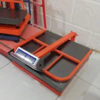 ترازو ۶۰در۶۰ تاشو محکم|فروشگاه و مغازه|قزوین, |دیوار