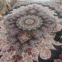 ۴عددفرش سالم دوتادوازده متره ودوعدد ۹متره